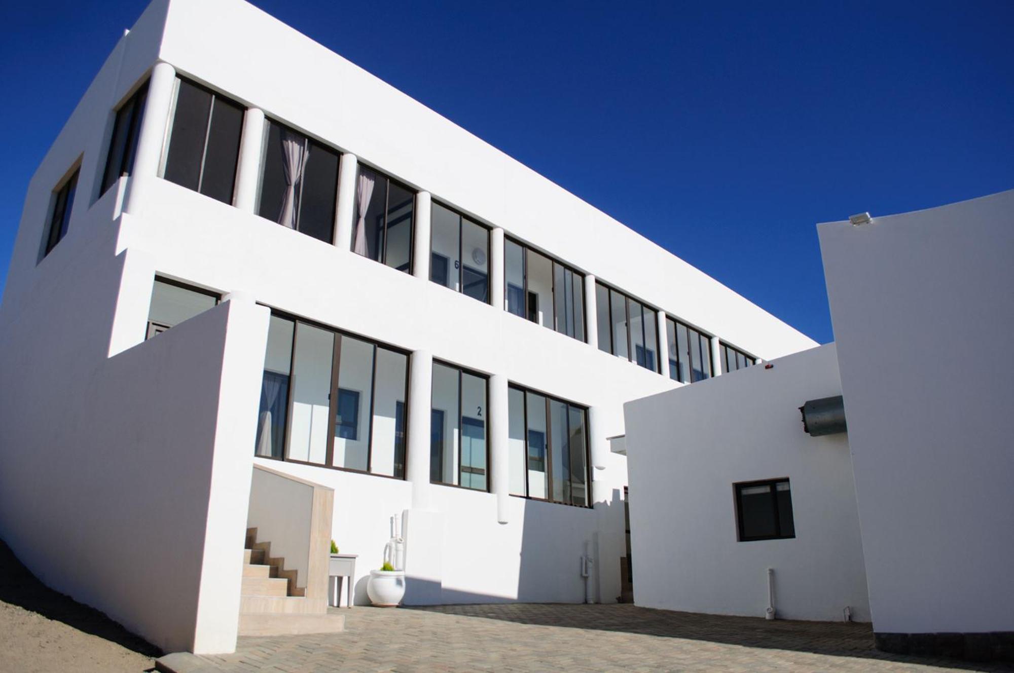 Shark Island Guesthouse Luderitz Exterior photo