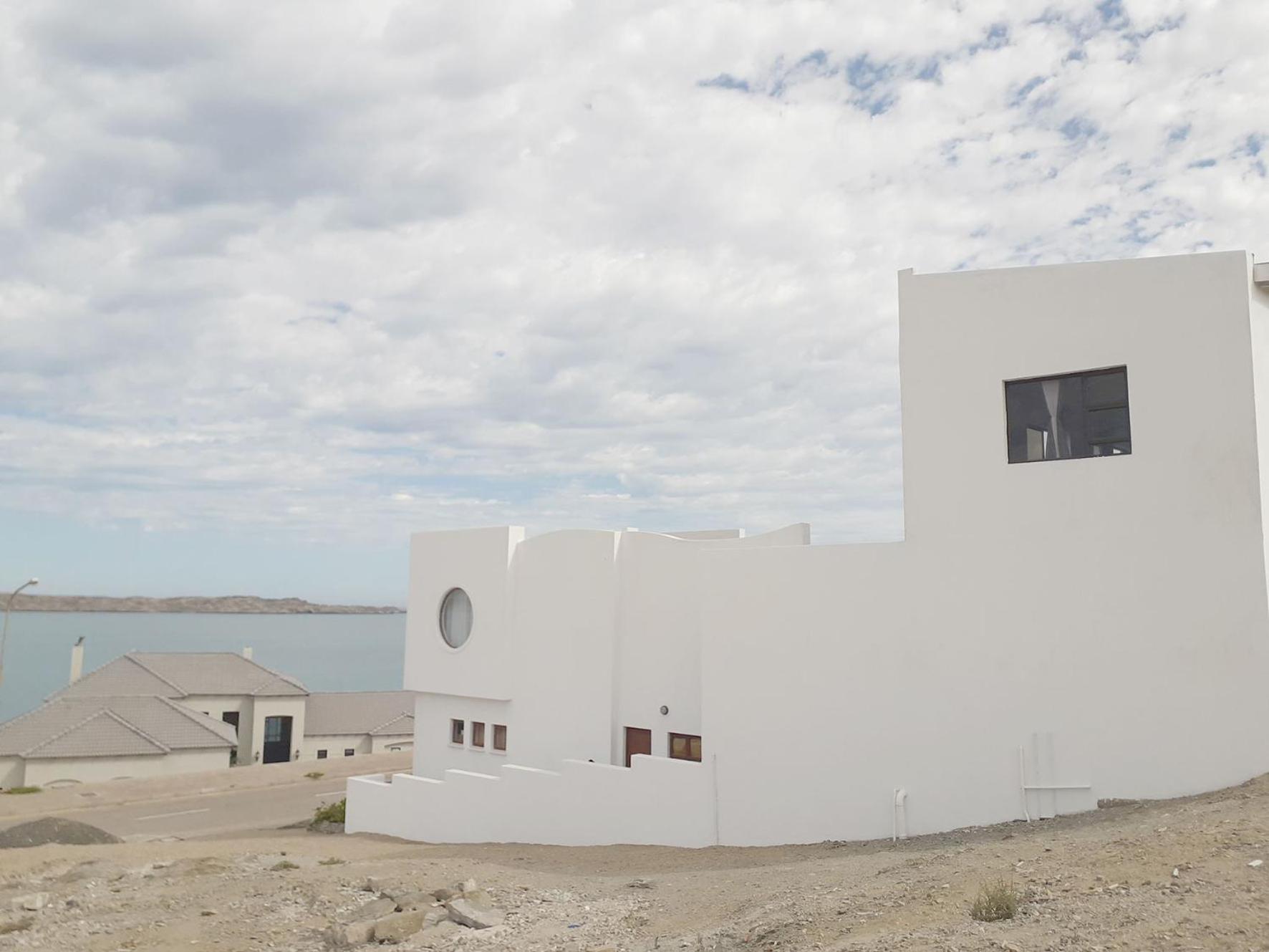 Shark Island Guesthouse Luderitz Exterior photo